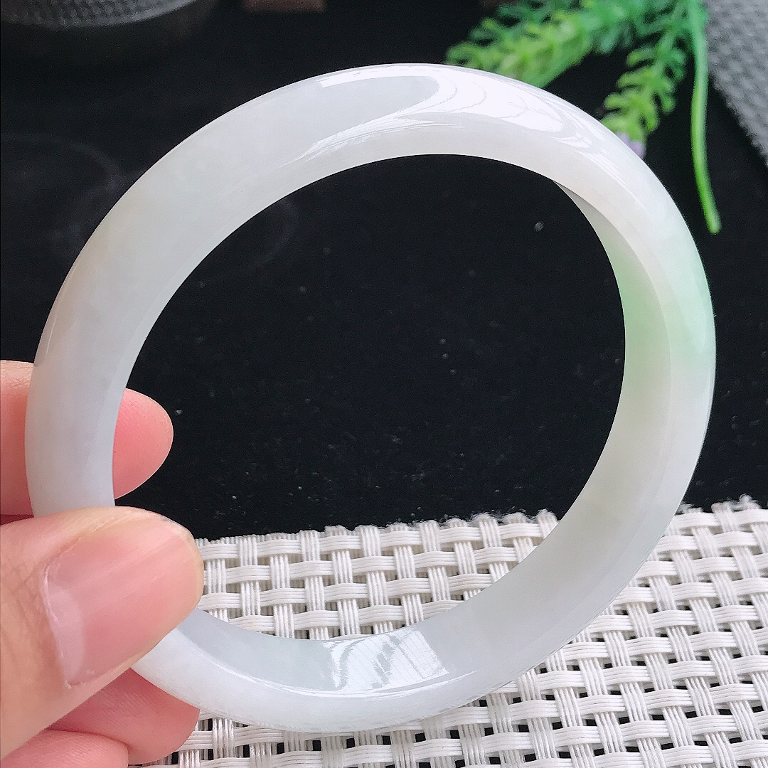 实拍天然翡翠62.5/12.5/7.8大圈口老坑冰润起胶淡绿色手镯翡翠玉镯手环