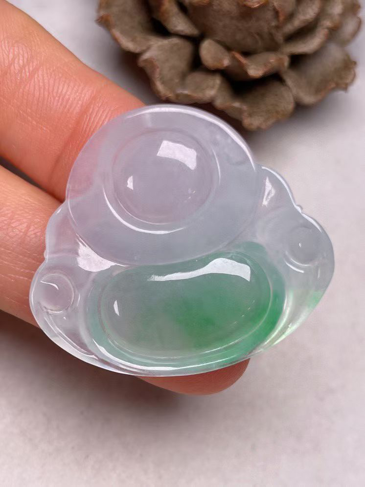 冰种飘绿【佛公】吊坠，种水好，玉质细腻 ，卖相好‘