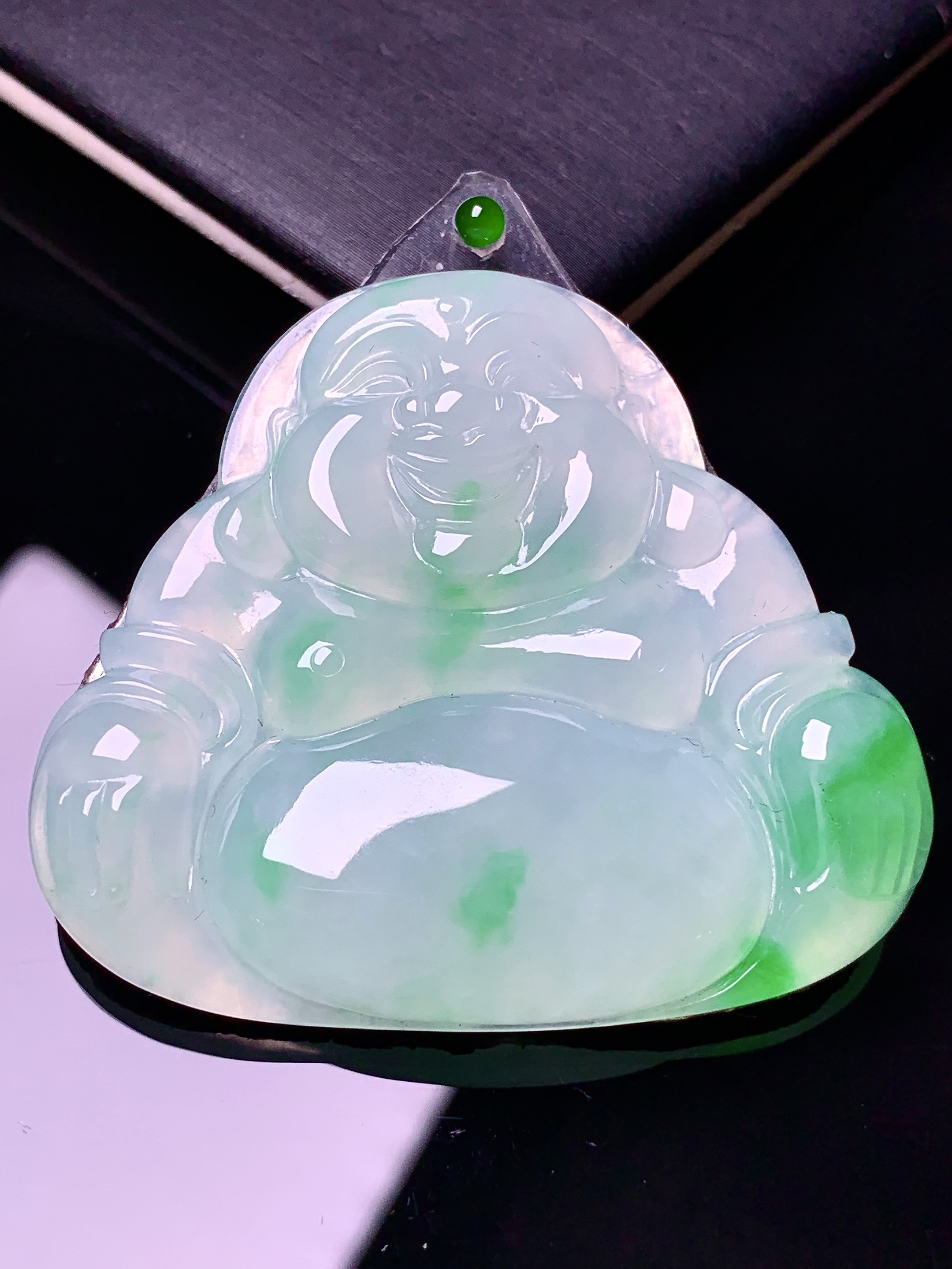 镶嵌款 飘绿佛公吊坠 玉质细腻 色泽艳丽 2x整体尺寸41.5*46.5*5.5