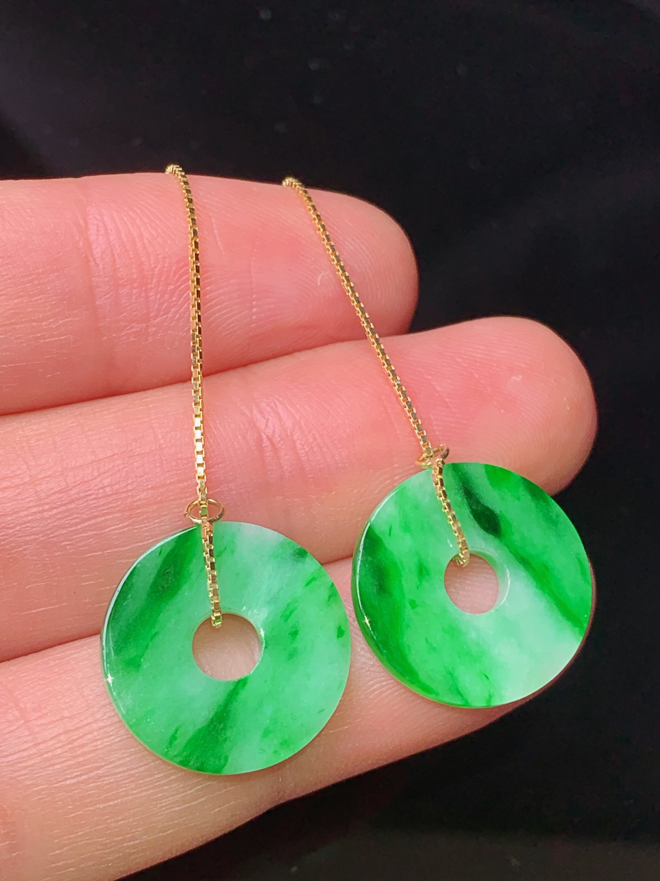 925银镶嵌翠绿平安环耳坠 玉质细腻 色泽艳丽 整体尺寸15*2m1