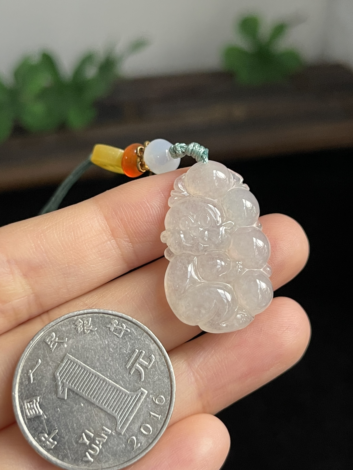 翡翠生肖，配石未测