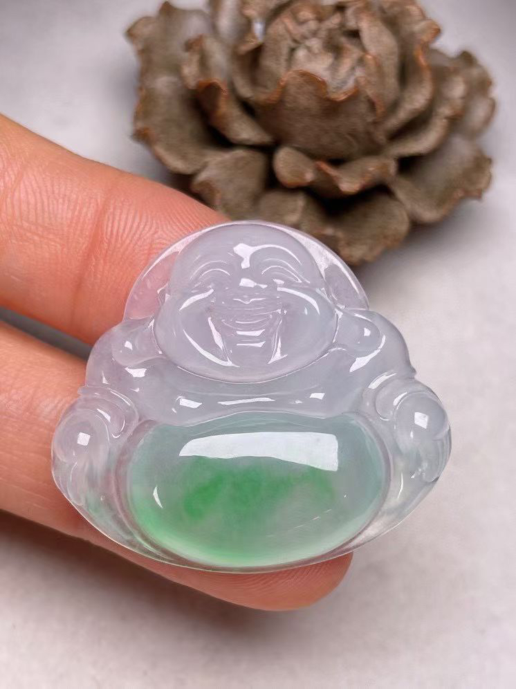 冰种飘绿【佛公】吊坠，种水好，玉质细腻 ，卖相好‘