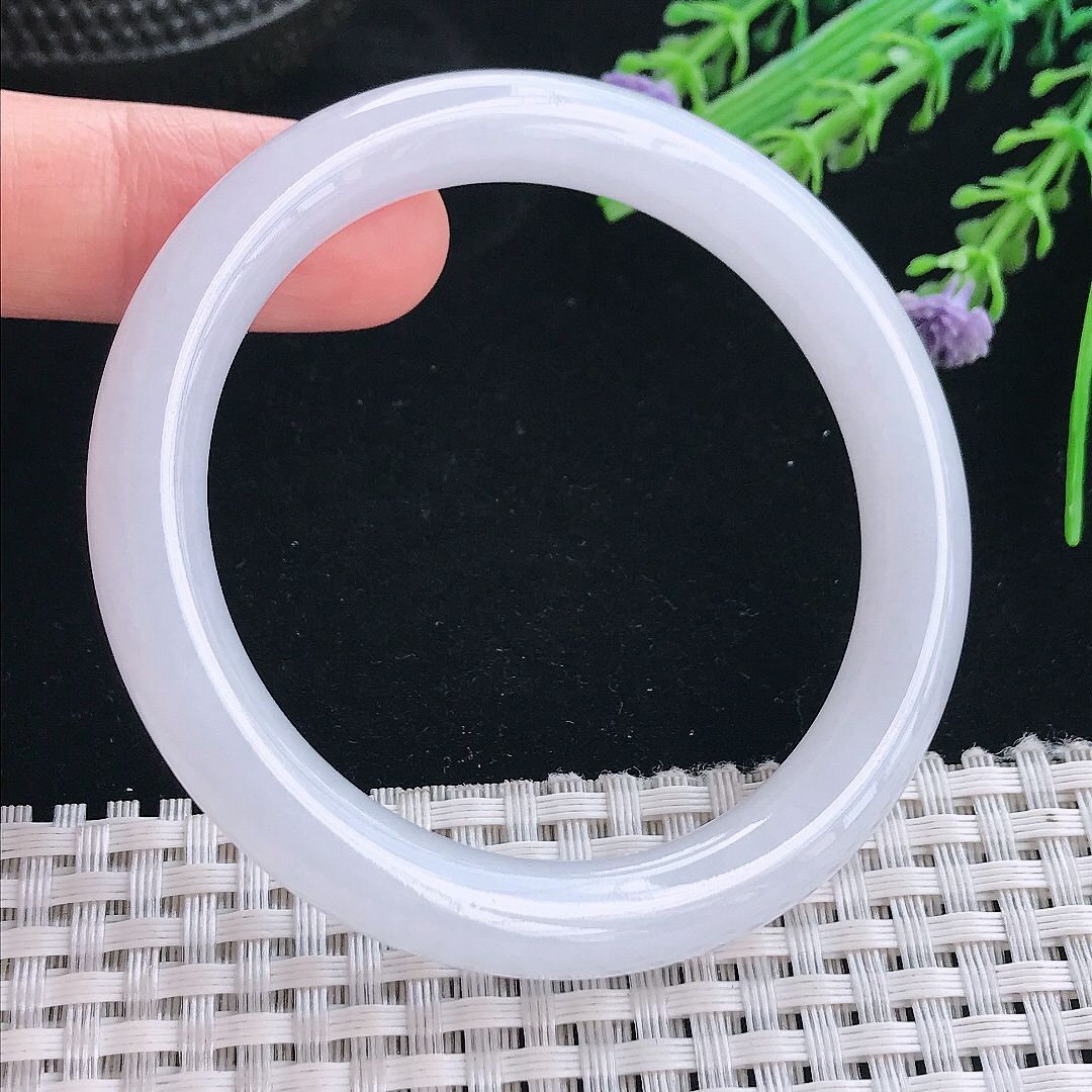 实拍天然翡翠53/9.3/8.5老坑冰润月光白圆条手镯翡翠玉镯手环