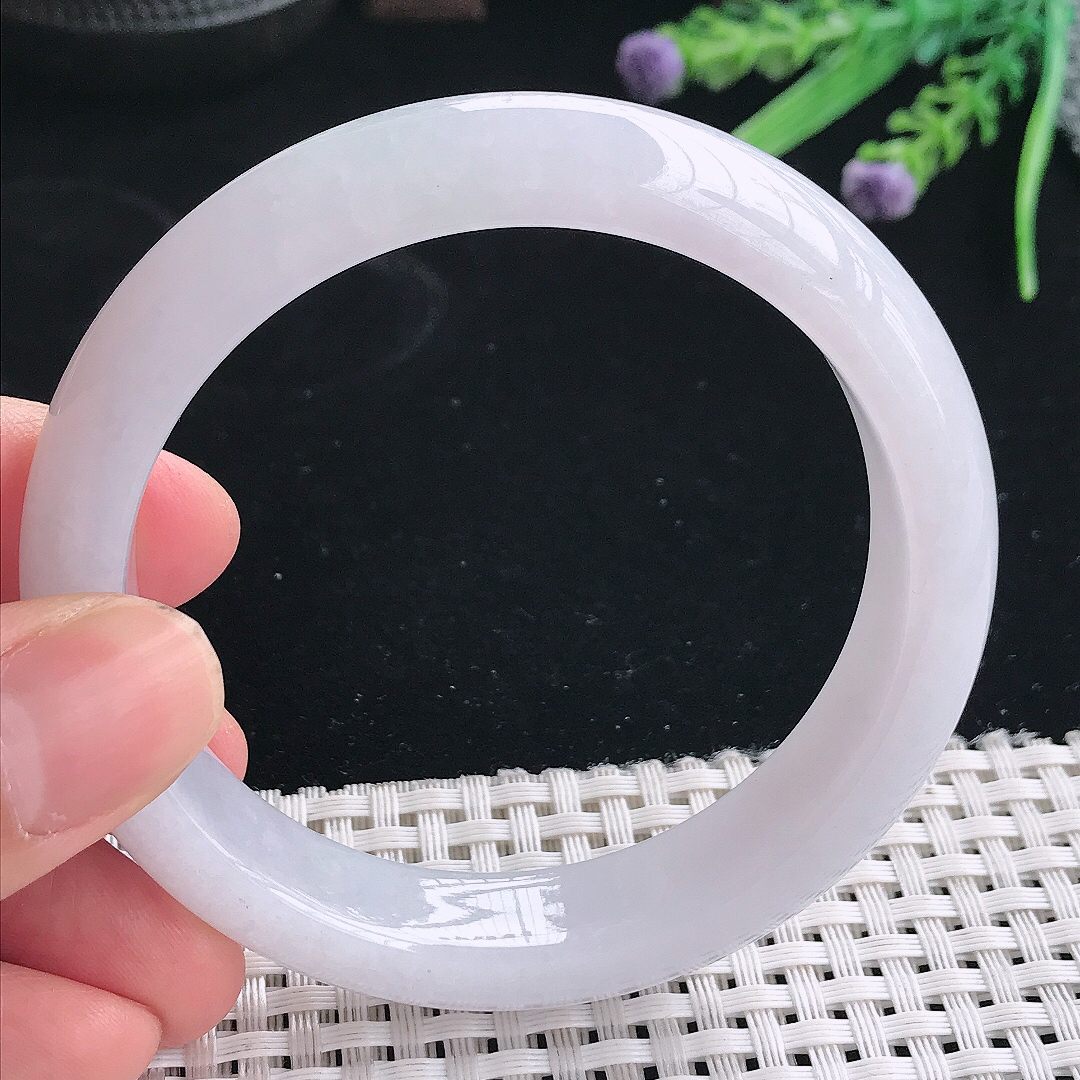 实拍天然翡翠57.5/13.3/8.5老坑冰胶水灵飘绿手镯翡翠玉镯手环