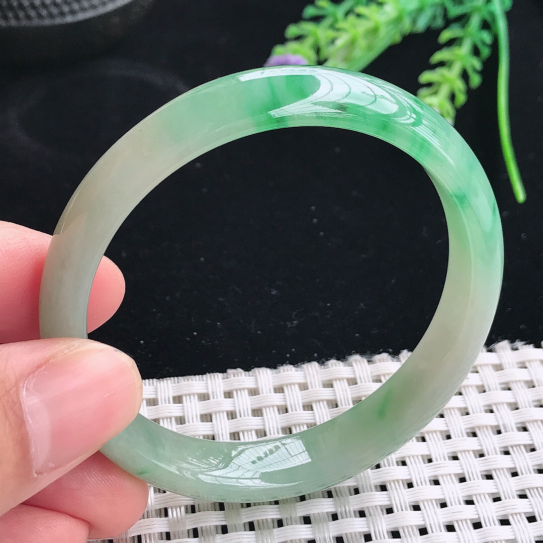 实拍天然翡翠53/11.2/6.6老坑冰胶飘阳绿手镯翡翠玉镯手环