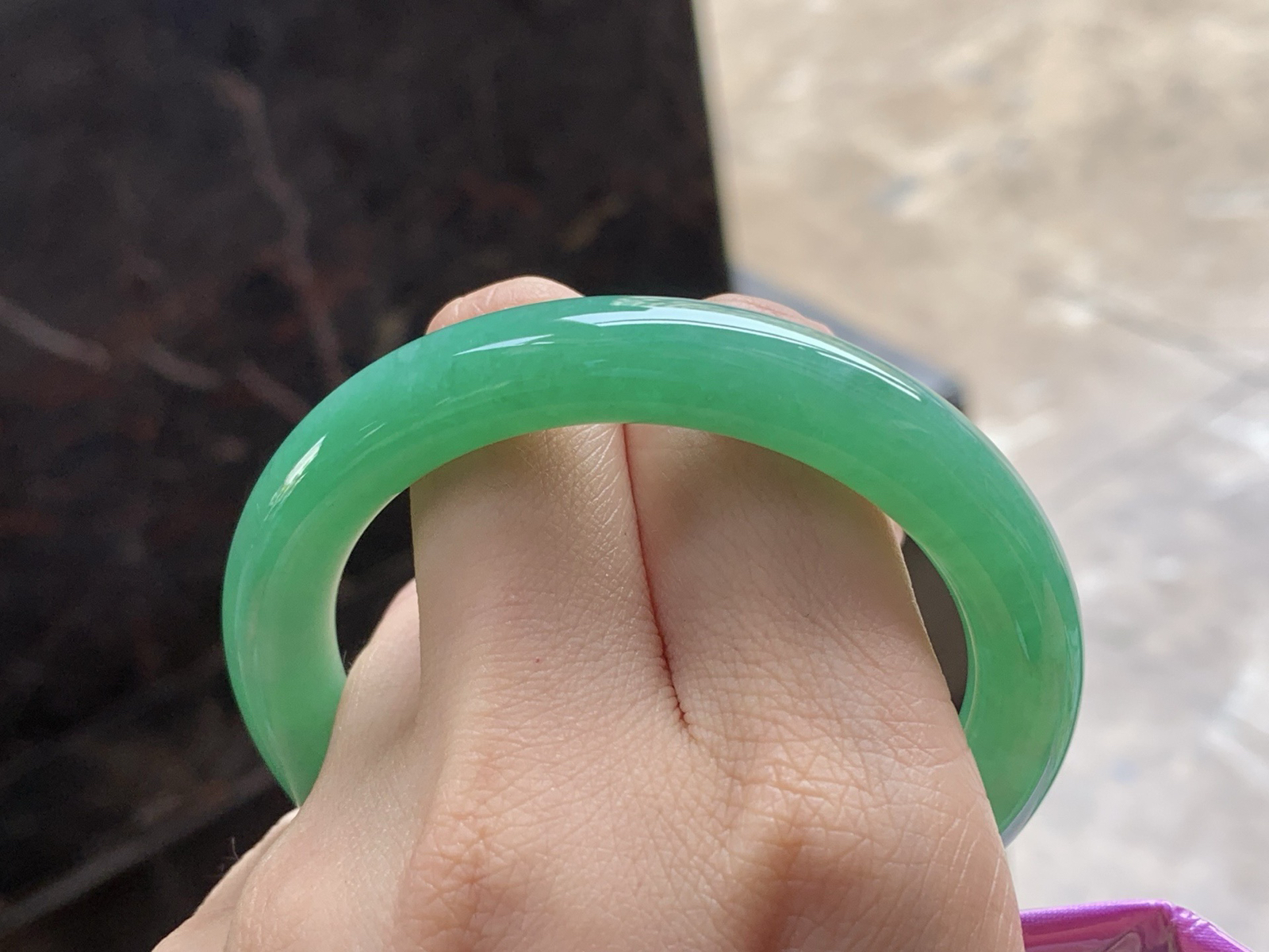 53-9.2

小满色圆条手镯^_^ 颜色漂亮