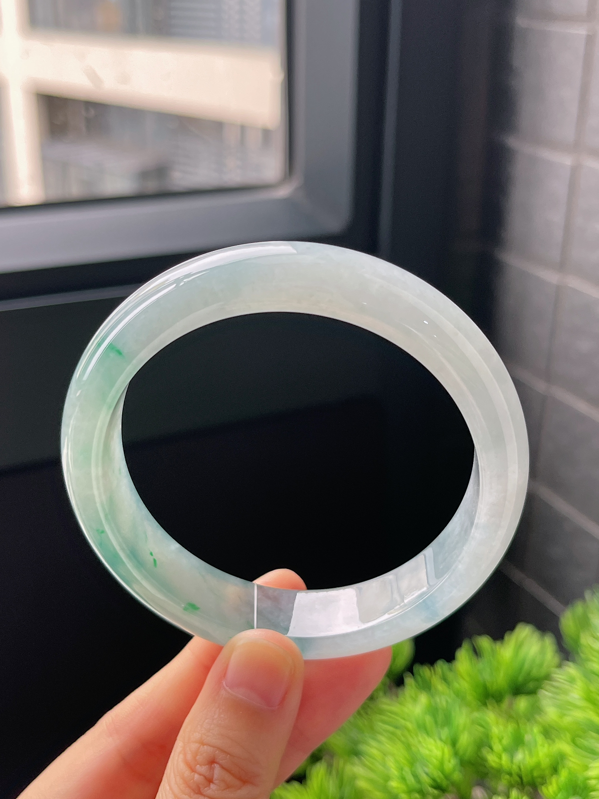 正圈59圈口，翡翠冰糯种飘花手镯