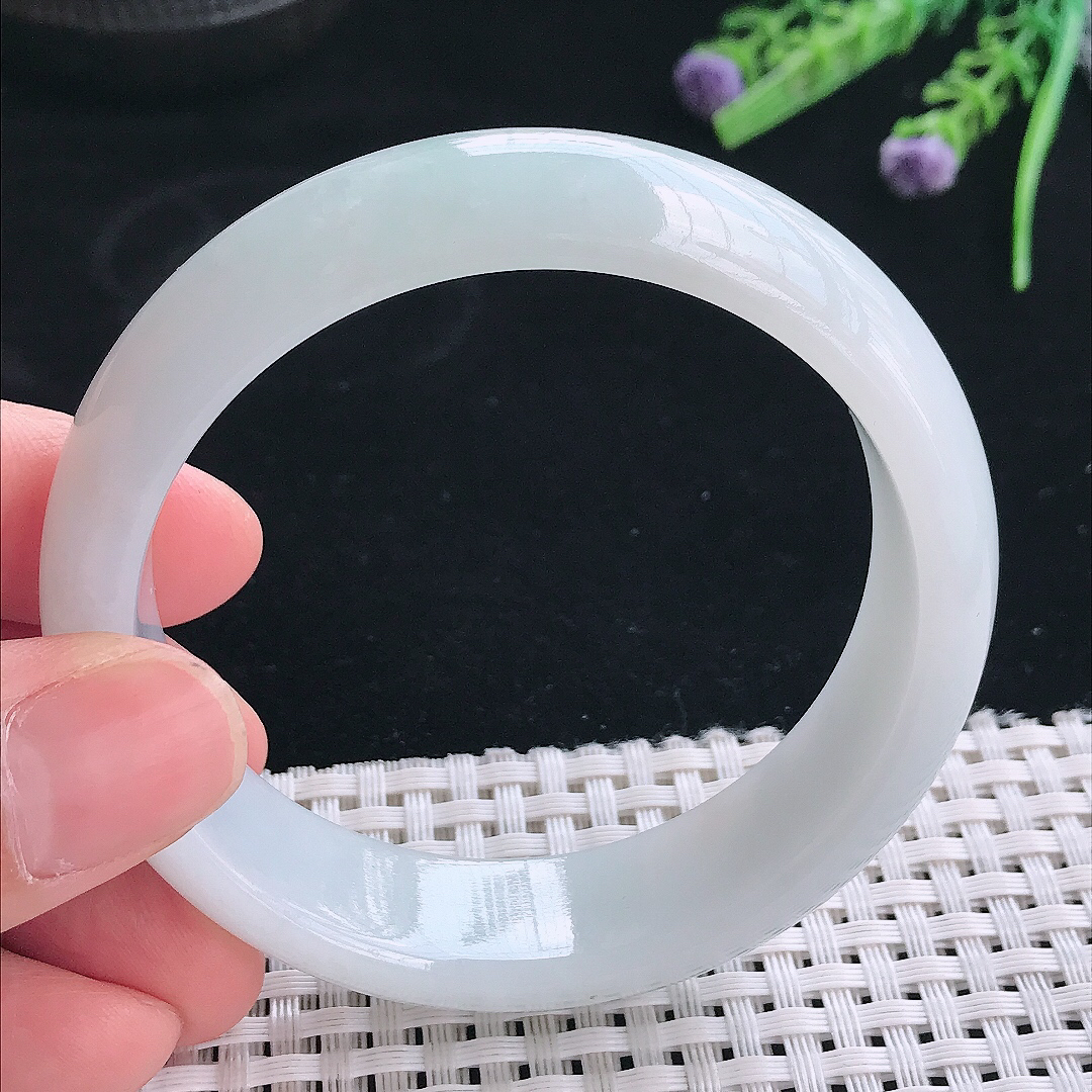 实拍天然翡翠56.8/16/7.8老坑冰润水灵冰晴轮胎手镯翡翠玉镯手环