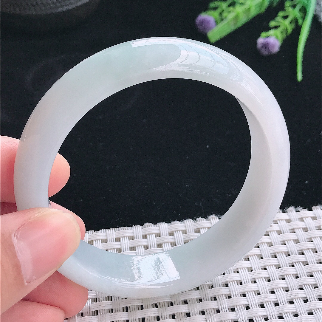 实拍天然翡翠56.8/16/7.8老坑冰润水灵冰晴轮胎手镯翡翠玉镯手环