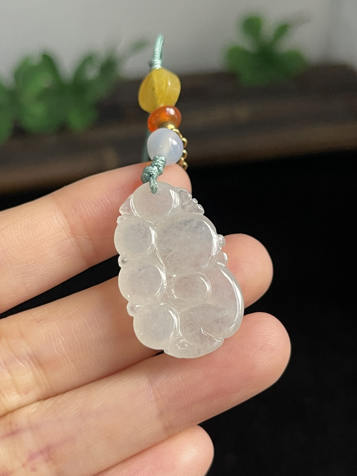 翡翠生肖，配石未测