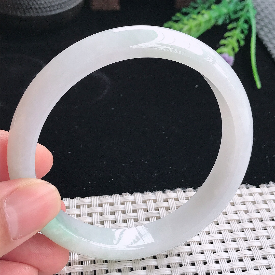 实拍天然翡翠62.5/12.5/7.8大圈口老坑冰润起胶淡绿色手镯翡翠玉镯手环