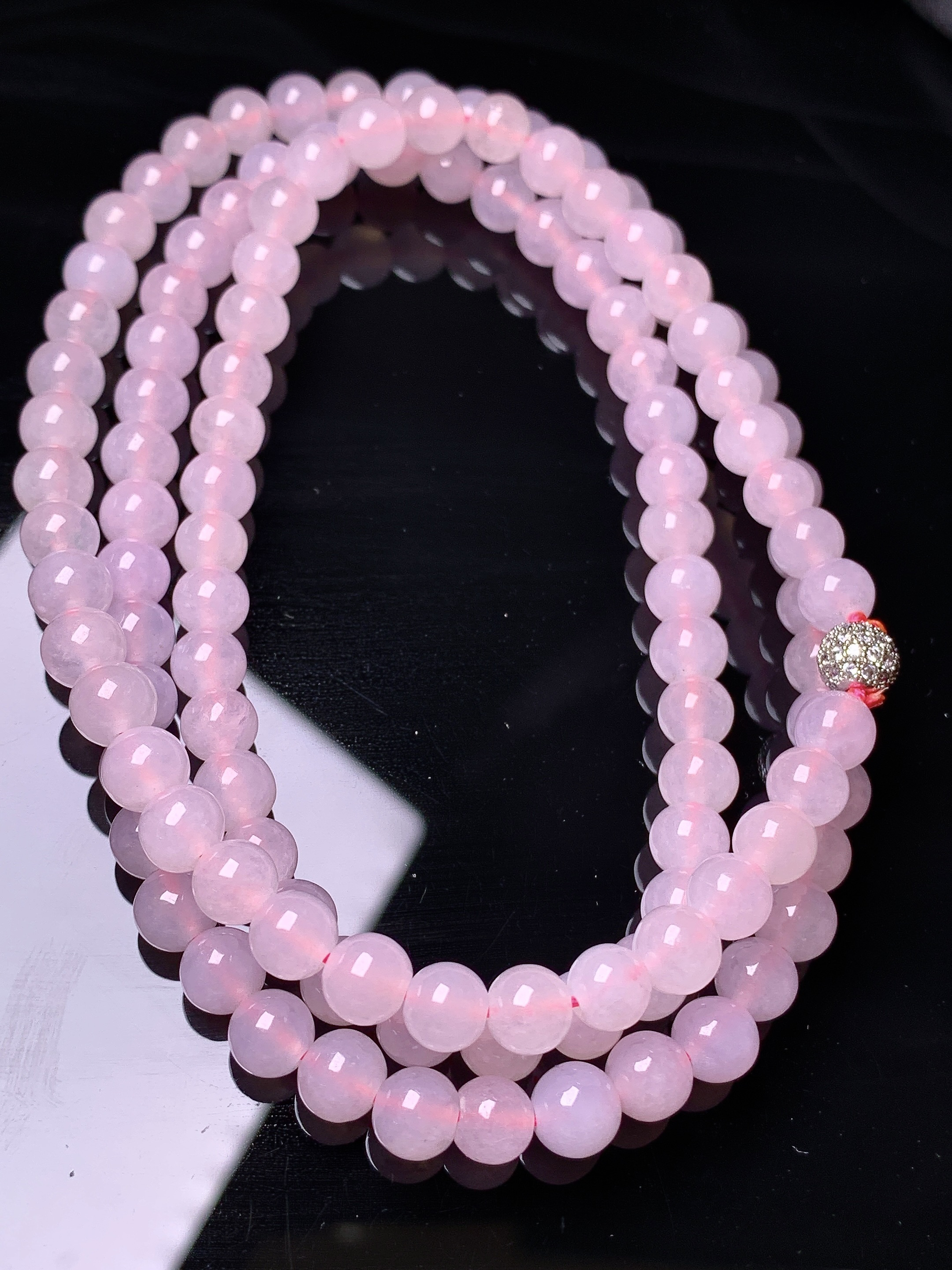 浅粉圆珠项链 玉质细腻 色泽艳丽 整体尺寸6c3