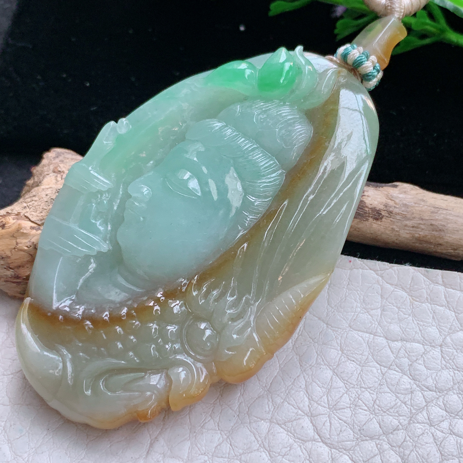 cys实拍63*39*7.6缅甸翡翠精雕三彩一念之间 佛祖玉吊坠 玉挂件