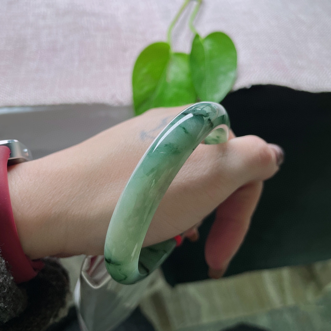 58.8/11.6/7.5飘花正圈，水润，繁花似锦，贵气，棉团