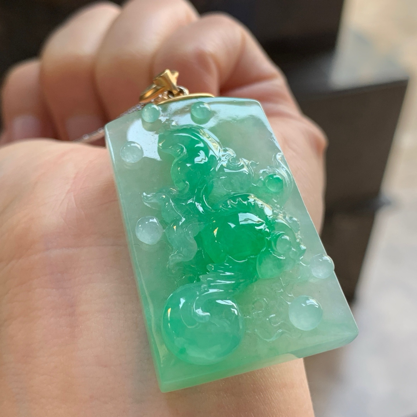 金扣冰绿如鱼得水^_^水润