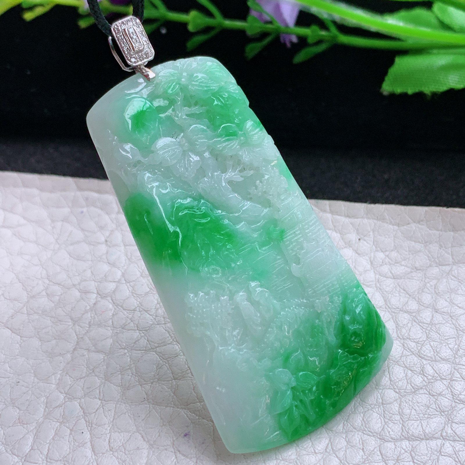 cys实拍55.6*30.6*5.3缅甸翡翠精雕阳绿水润山水 大好河山玉吊坠