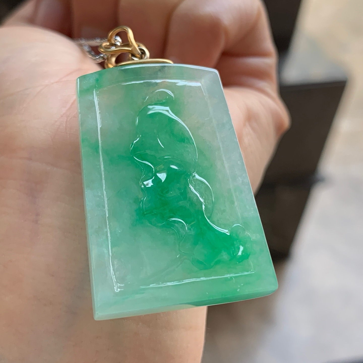 金扣冰绿如鱼得水^_^水润