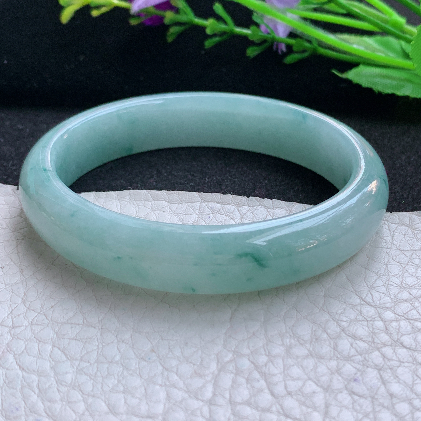 js实拍57*50*13*7.6贵妃镯 天然缅甸翡翠A货玉手镯水润飘花随形玉手环