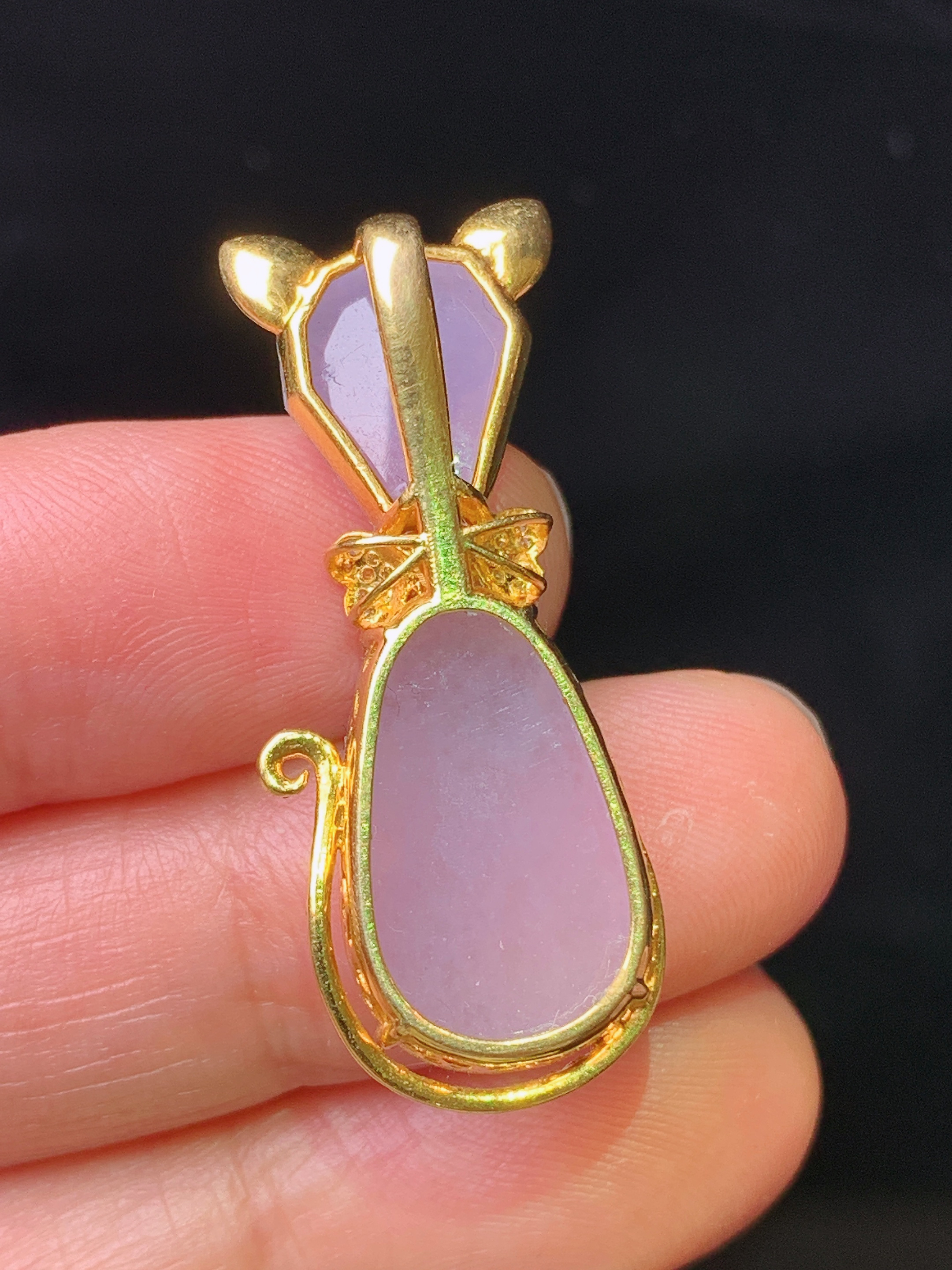 18k金钻镶嵌紫罗兰水滴吊坠 玉质细腻 色泽艳丽 整体尺寸34.2*13.6*6.2x2