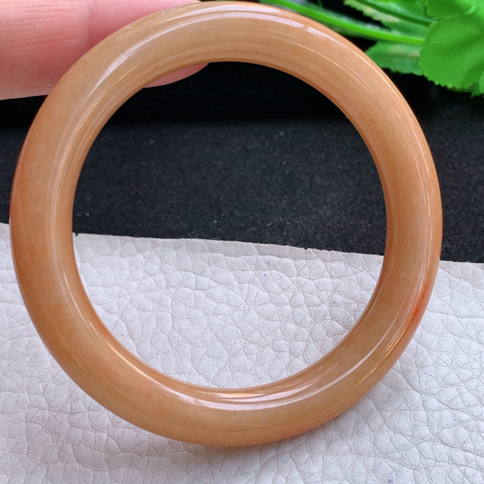 z实拍54*9.5*9.3美人镯 天然缅甸翡翠A货玉手镯黄翡圆条玉手环