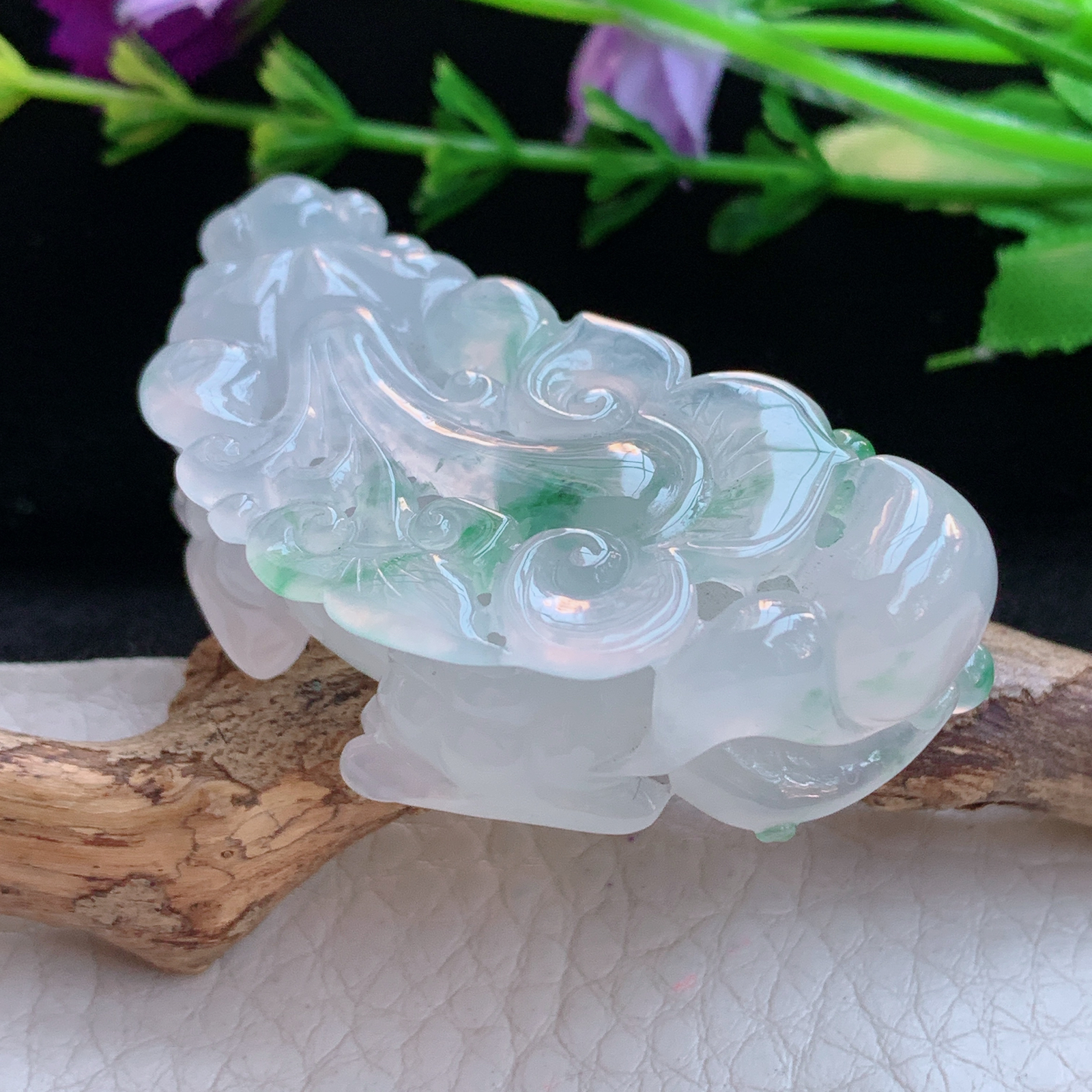 gp实拍50*25.6*15缅甸翡翠a货精雕冰飘花招财貔貅 玉皮休玉吊坠 玉挂件