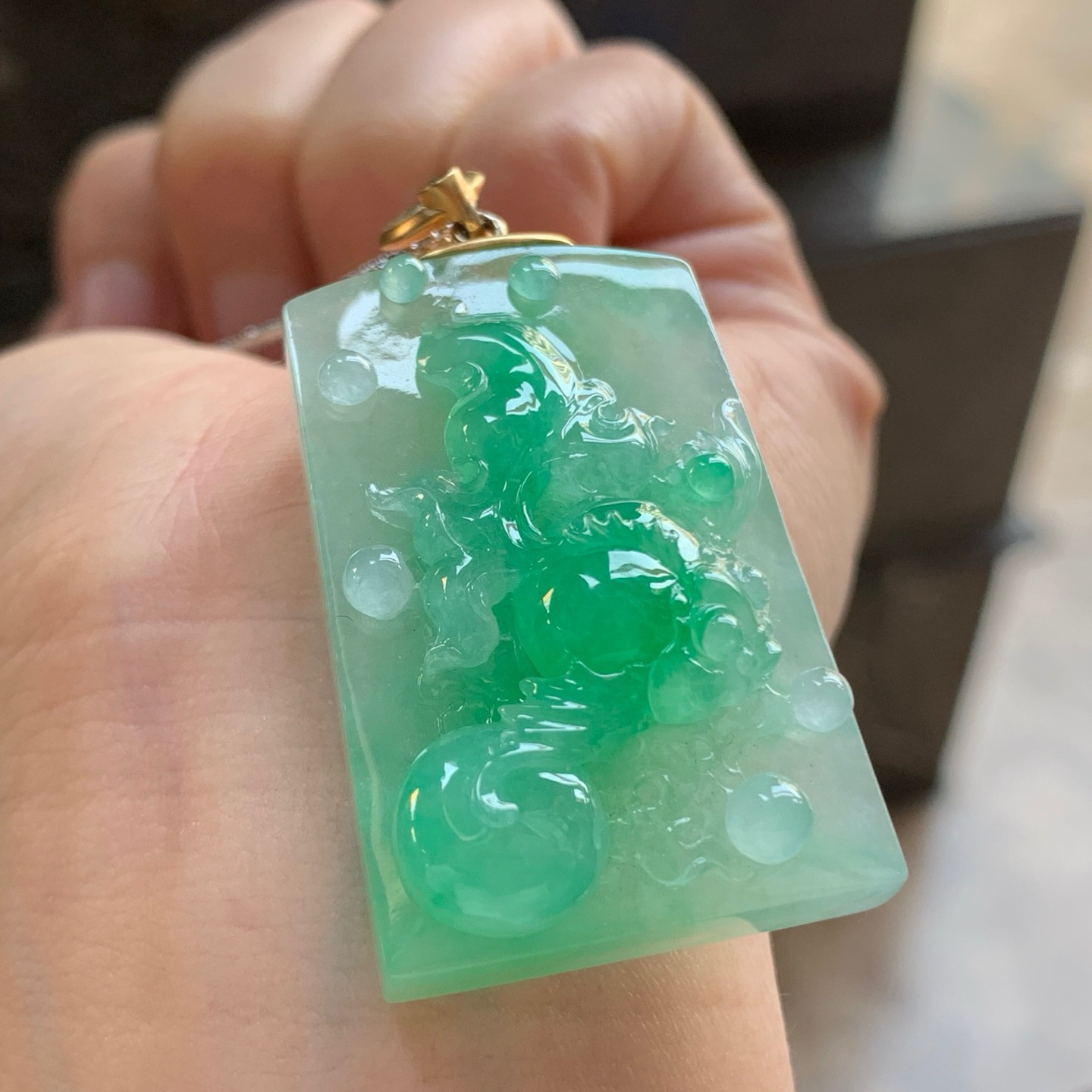 金扣冰绿如鱼得水^_^水润