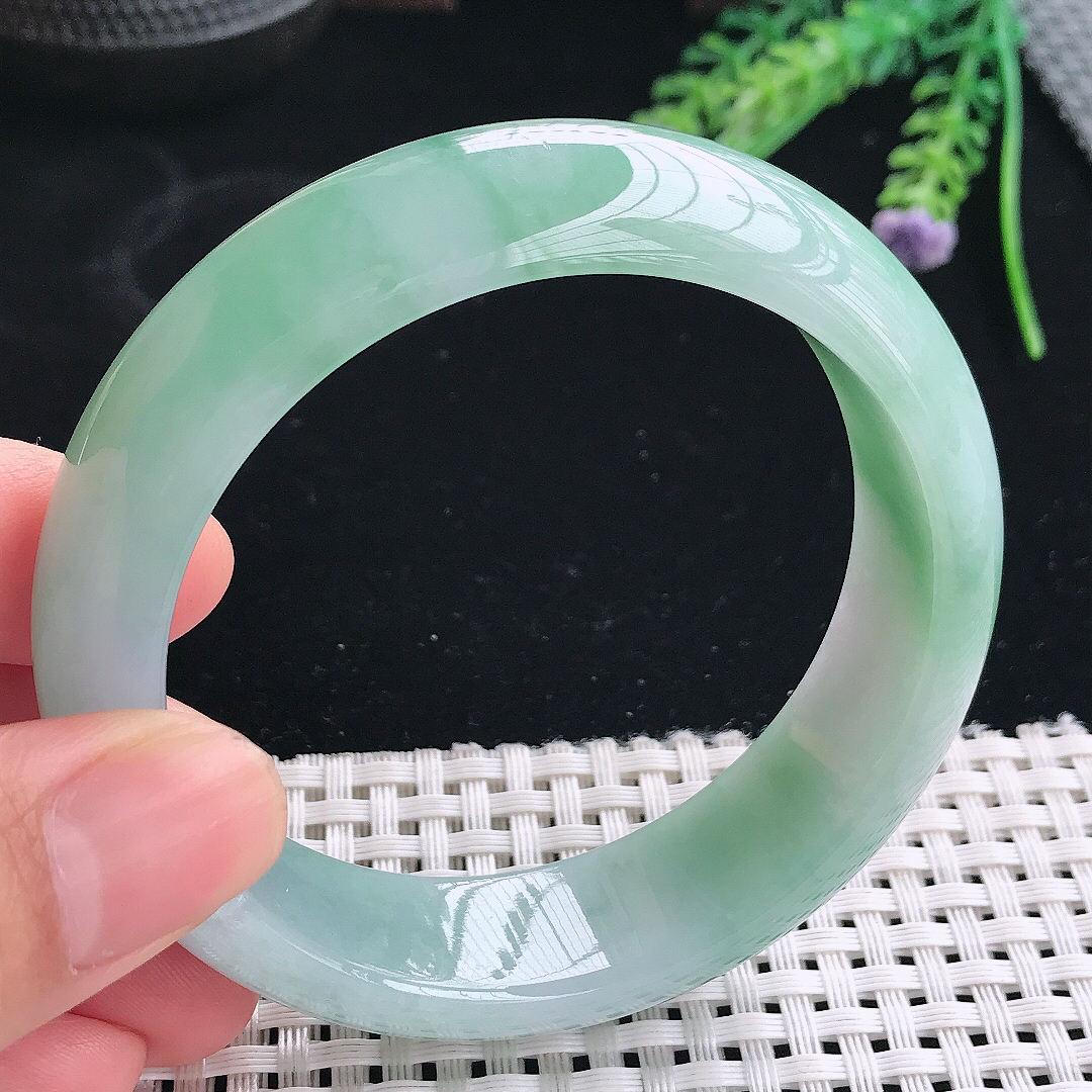 实拍天然翡翠57/16.6/8.6老坑冰润起胶冰晴绿轮胎手镯翡翠玉镯手环