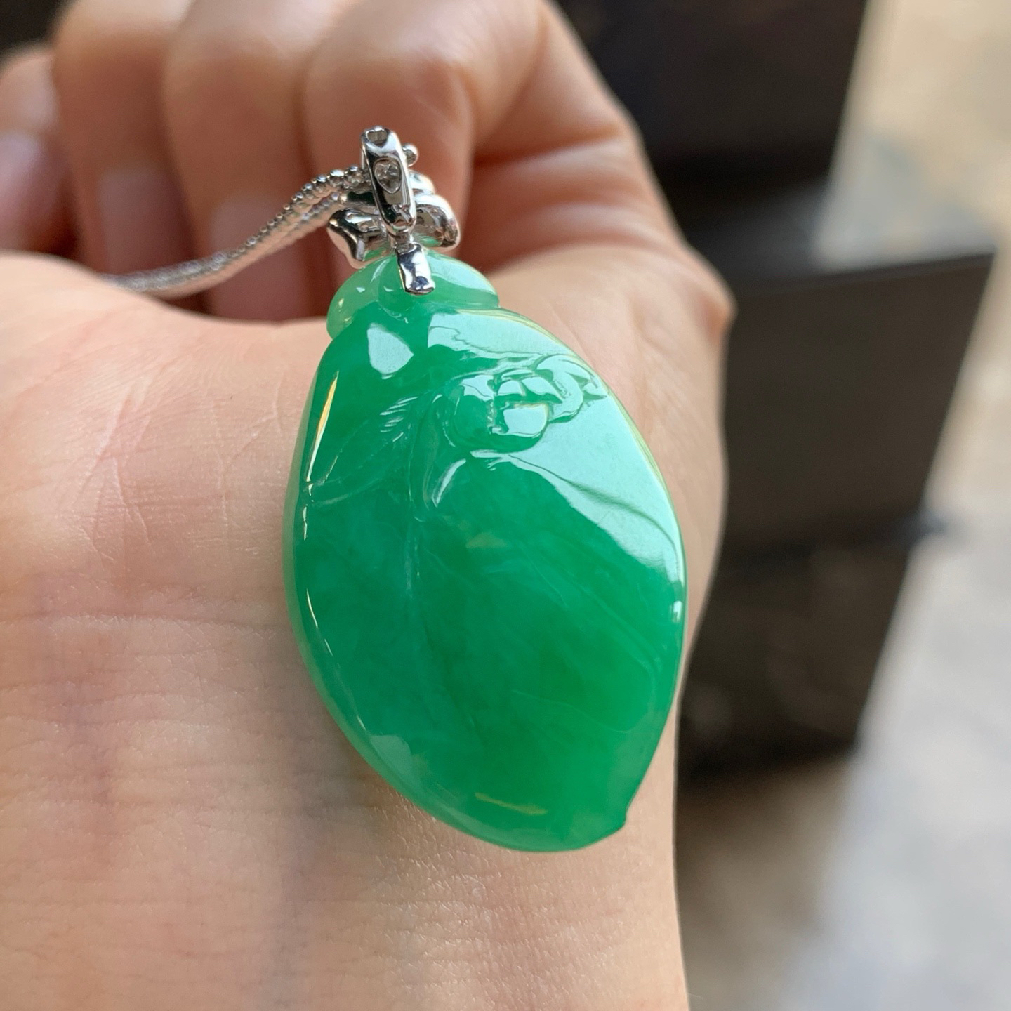 金扣浓绿色福瓜^_^颜色鲜艳 玉质温润