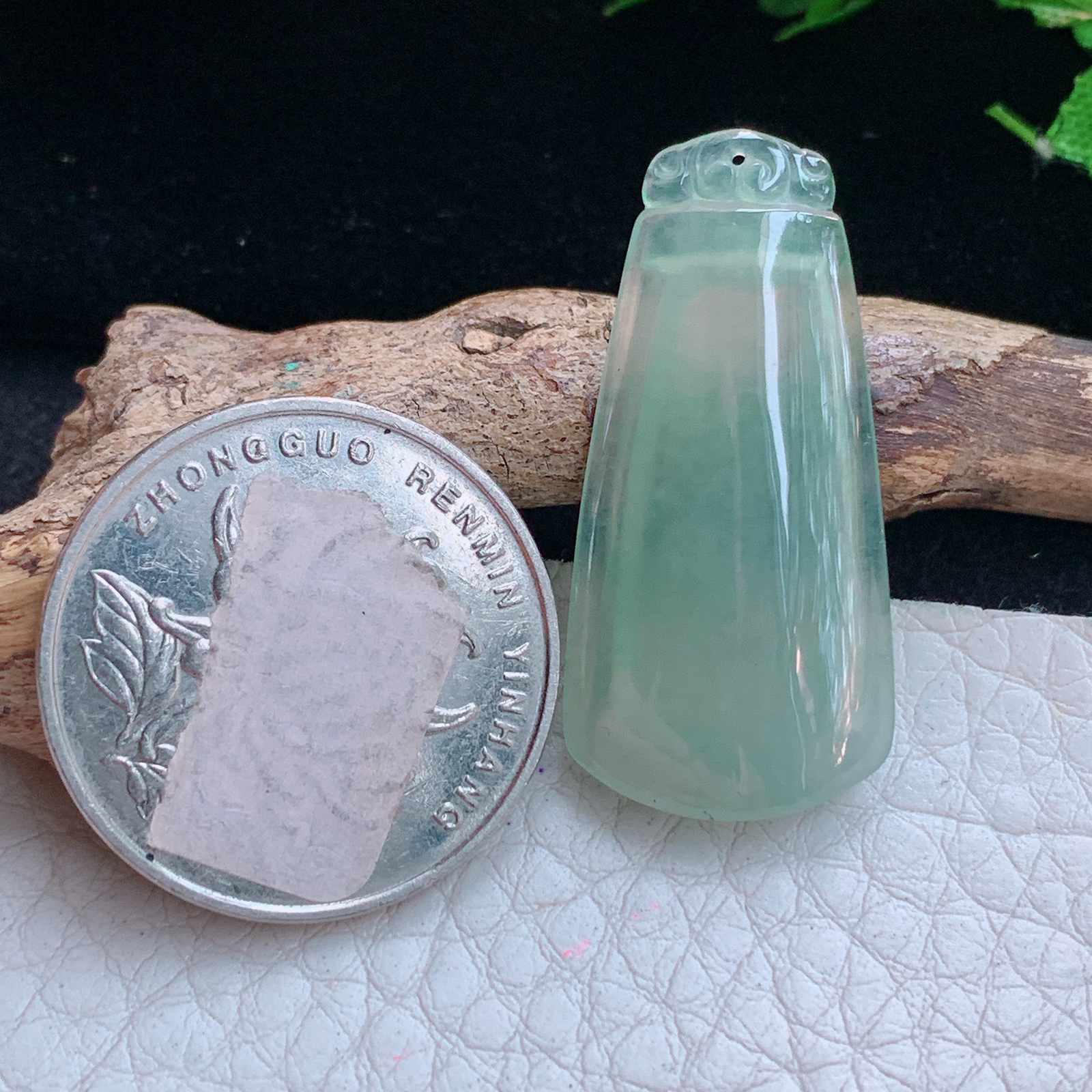 gp实拍33.5*16*4.5缅甸翡翠a货精雕冰绿节节高 竹节玉吊坠 玉挂件