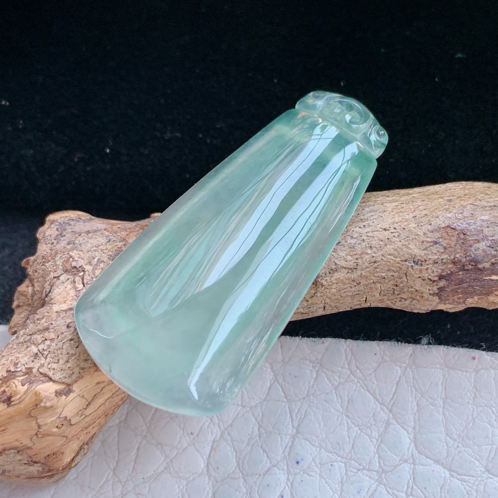 gp实拍33.5*16*4.5缅甸翡翠a货精雕冰绿节节高 竹节玉吊坠 玉挂件