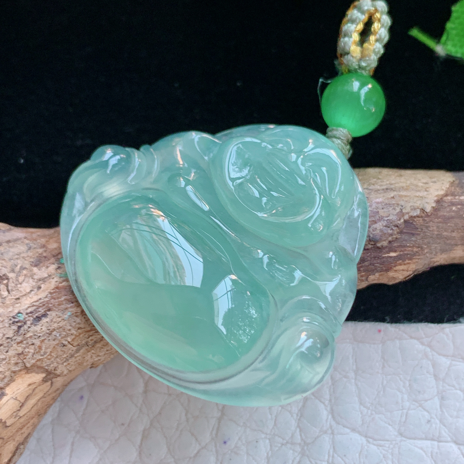 gp实拍28.3*30.5*6缅甸翡翠a货精雕冰绿佛公 弥勒佛玉吊坠 玉挂件