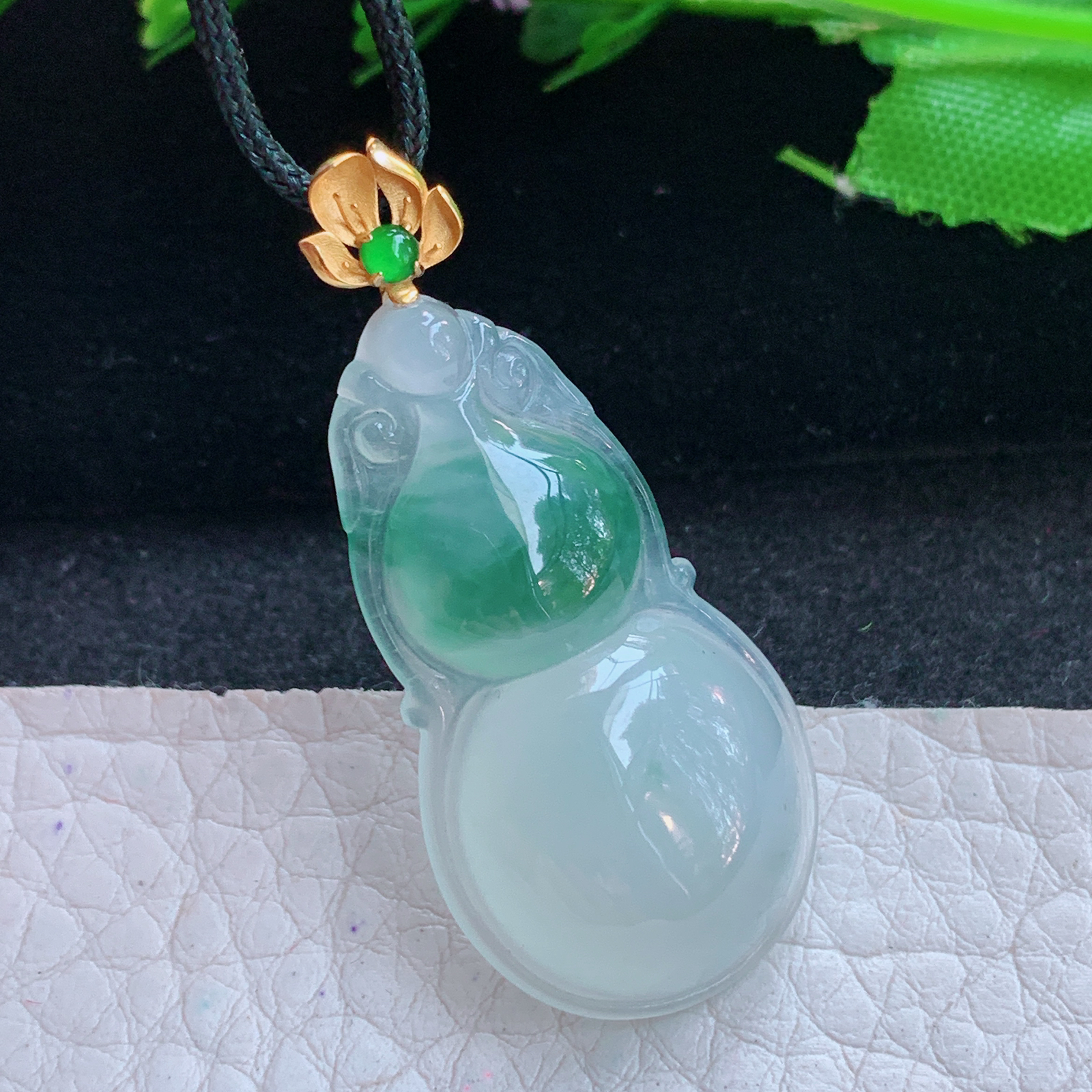 gp实拍40.6*18*6缅甸翡翠a货精雕冰飘花饱满葫芦玉吊坠 玉挂件
