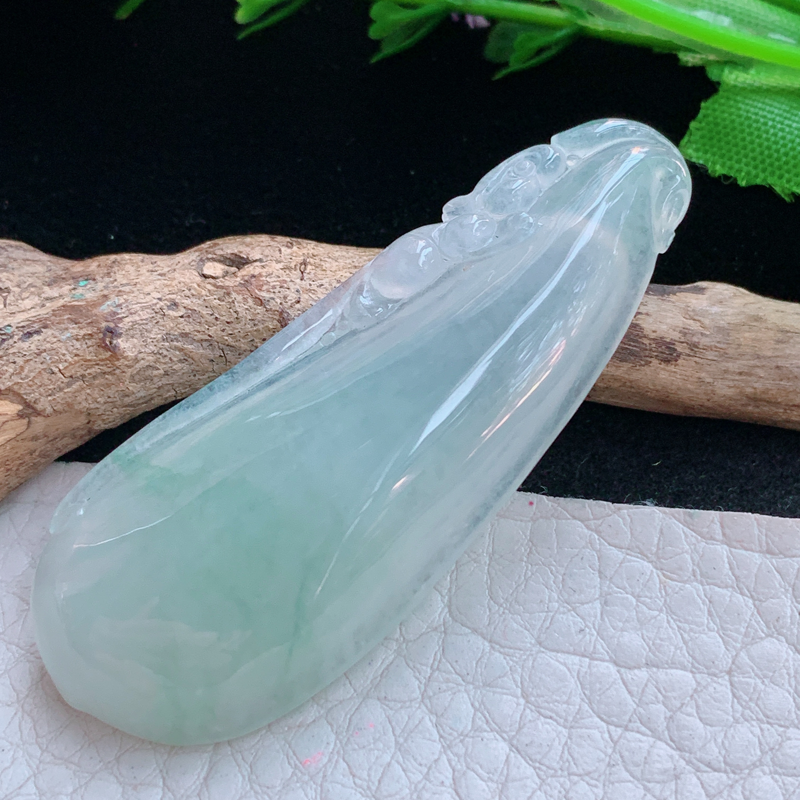 gp实拍56.5*21.6*7.6缅甸翡翠a货精雕冰飘花饱满大福瓜玉吊坠 玉挂件