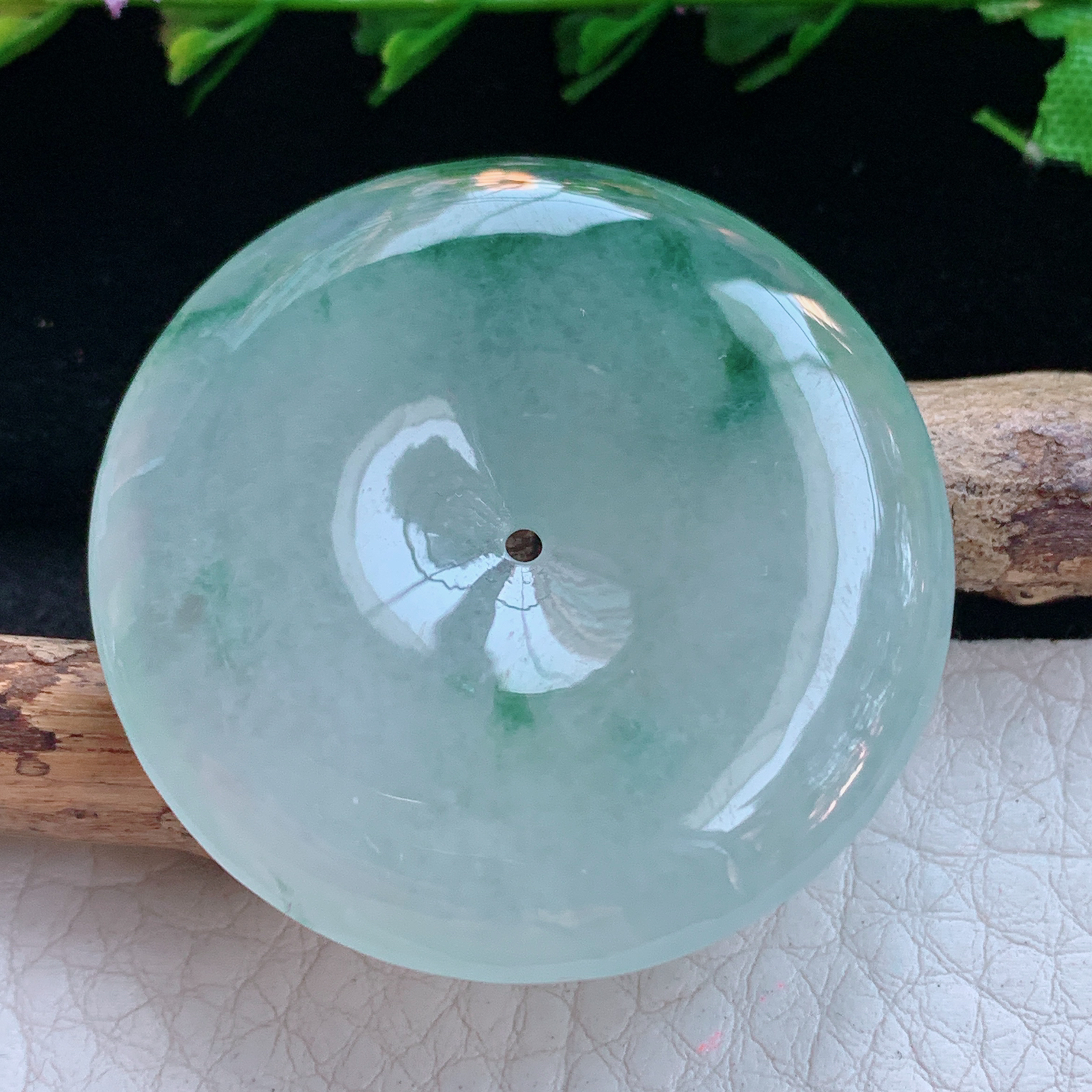 gp实拍39.8*6.5缅甸翡翠a货精雕冰飘花大平安扣 玉扣玉吊坠 玉挂件