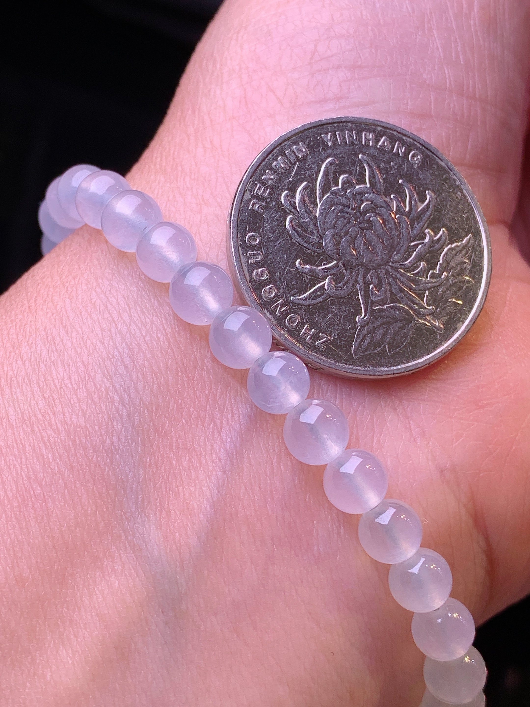 冰种圆珠手链 玉质细腻 色泽艳丽 整体尺寸5.5t2