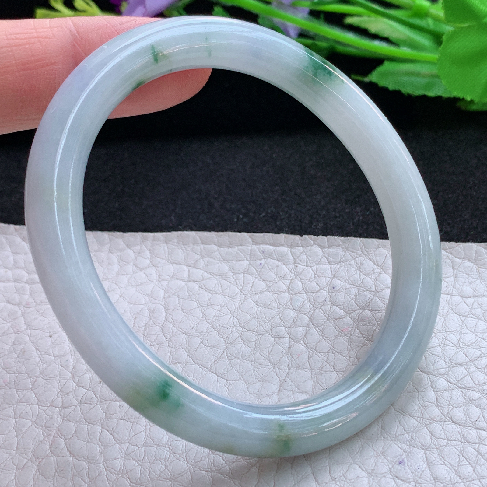 ee实拍55*48*7.7*7.9贵妃镯 天然缅甸翡翠A货玉手镯飘绿花蛋形圆条玉手环