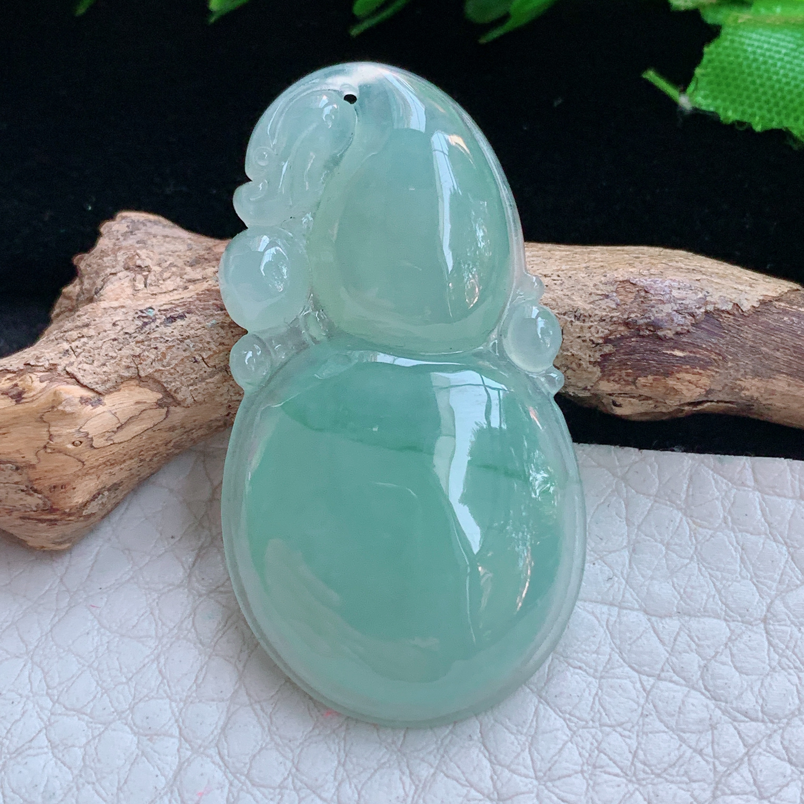 gp实拍43*23.5*6.3缅甸翡翠a货精雕冰晴饱满葫芦 玉葫芦玉吊坠 玉挂件