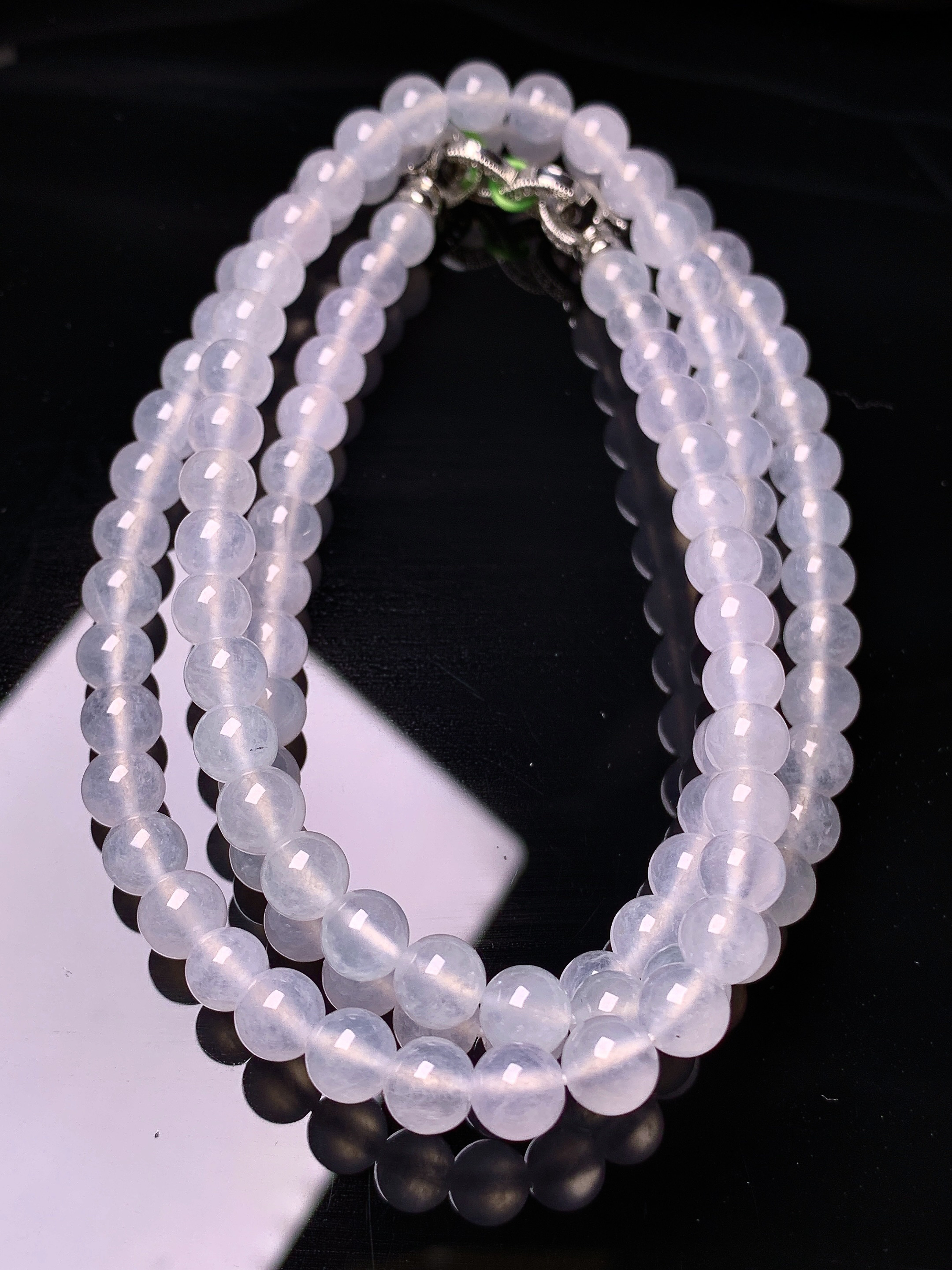 冰种圆珠项链 玉质细腻 色泽艳丽 整体尺寸5.8c3