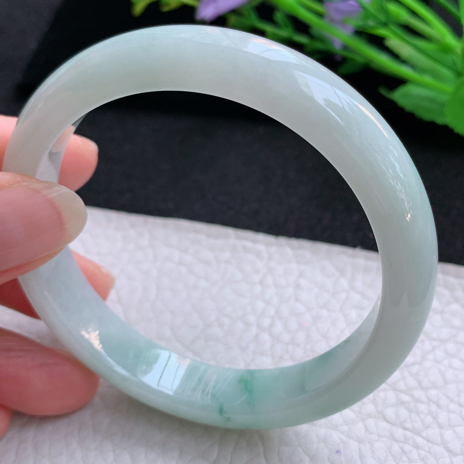 js实拍58*12.2*7.7平安镯 天然缅甸翡翠A货玉手镯水润飘花宽边玉手环