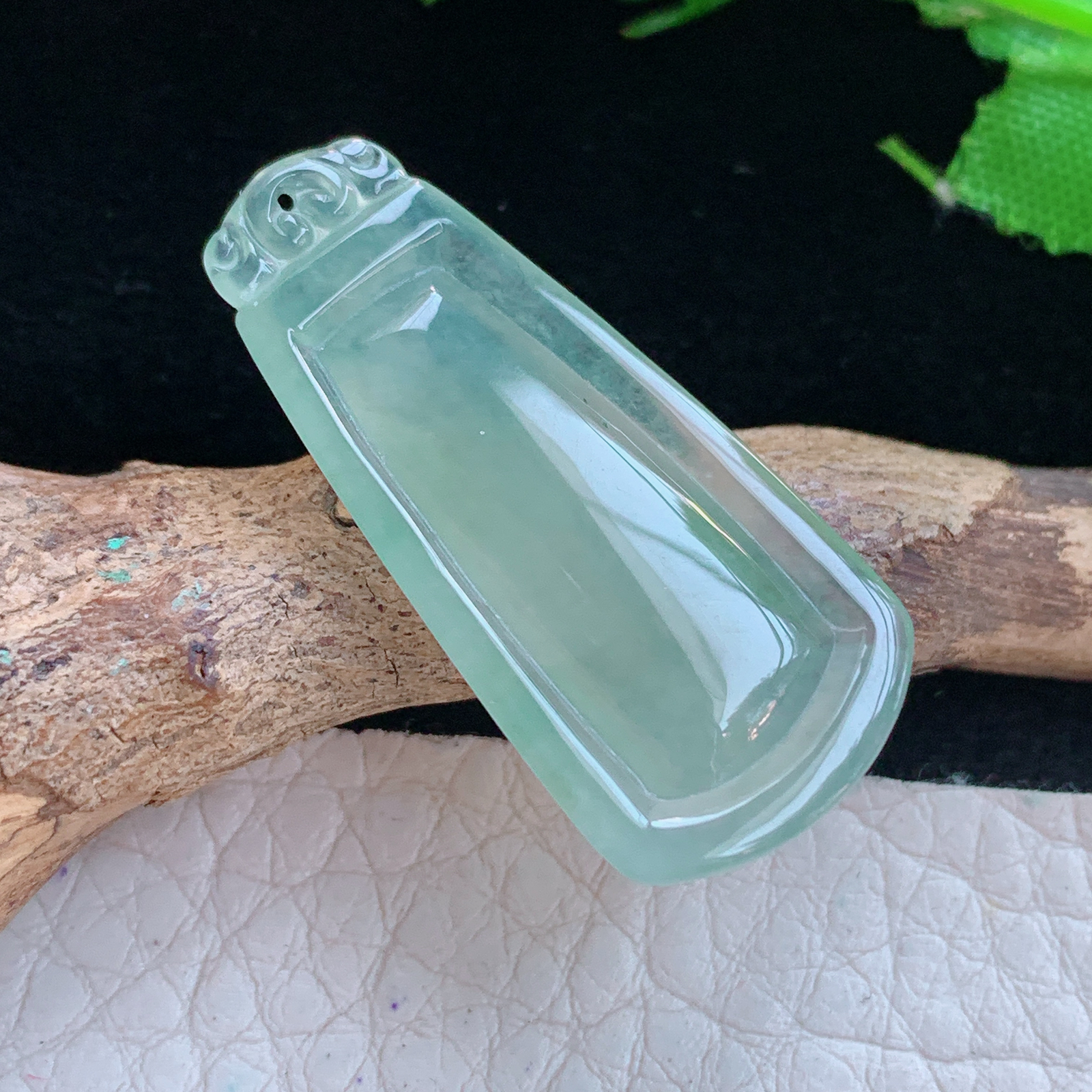 gp实拍33.5*16*4.5缅甸翡翠a货精雕冰绿节节高 竹节玉吊坠 玉挂件