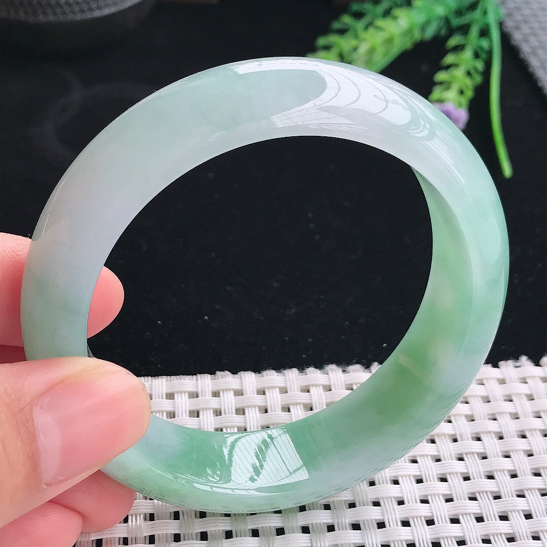 实拍天然翡翠57/16.6/8.6老坑冰润起胶冰晴绿轮胎手镯翡翠玉镯手环