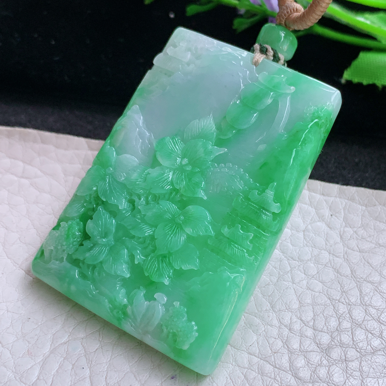 cys实拍53.3*37.8*8缅甸翡翠a货精雕辣绿山水 大好河山玉吊坠 玉挂件