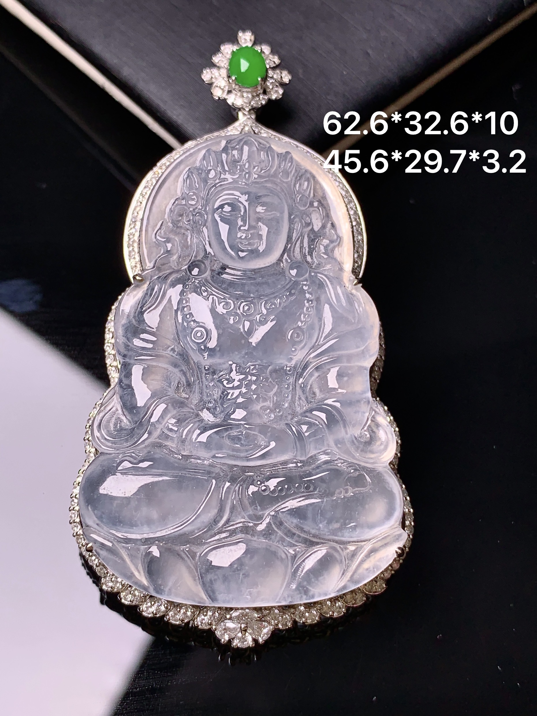 18k金钻镶嵌冰种度母观音吊坠 玉质细腻 色泽艳丽 整体尺寸62.6*32.6*10t1