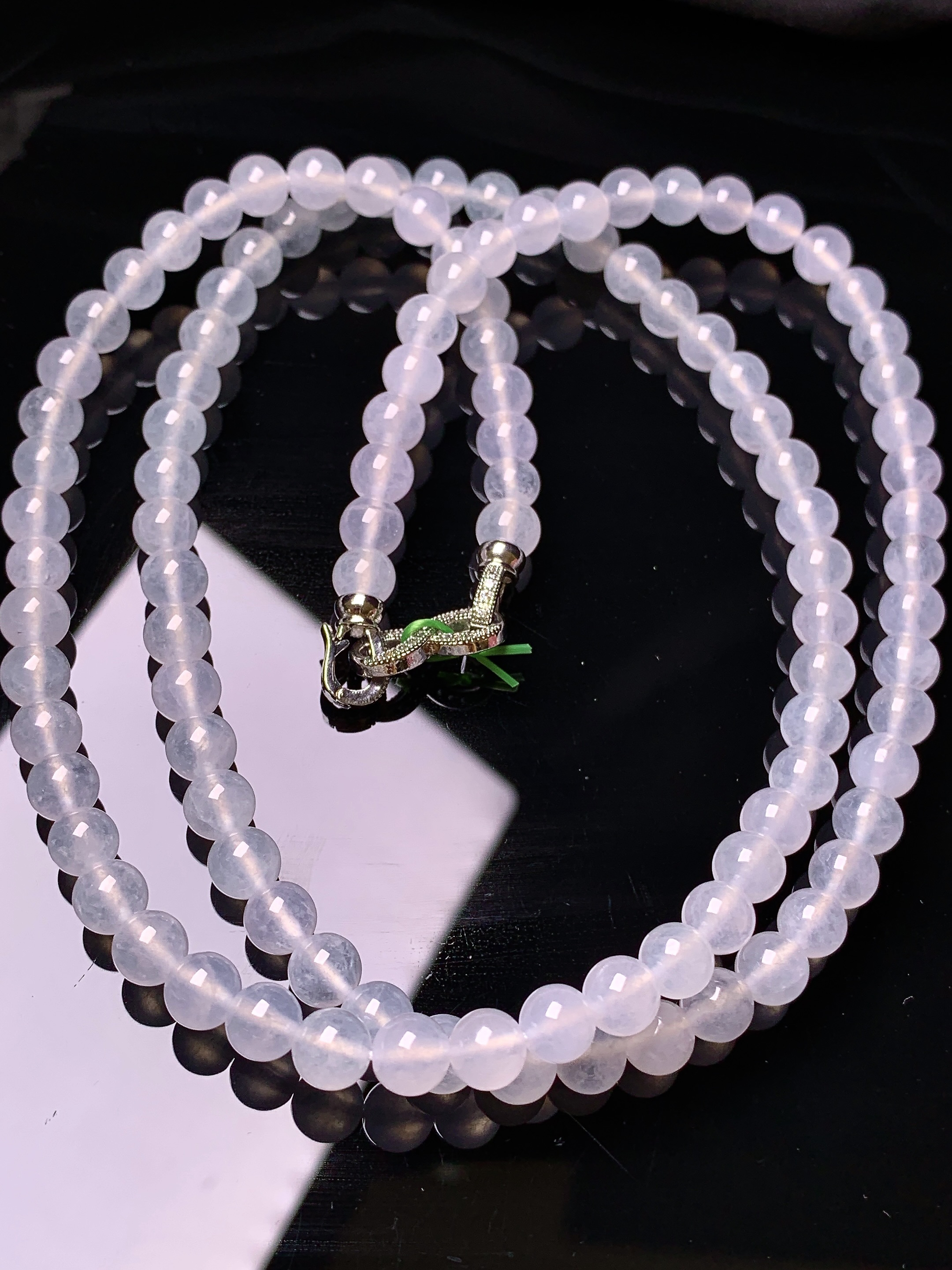 冰种圆珠项链 玉质细腻 色泽艳丽 整体尺寸5.8c3