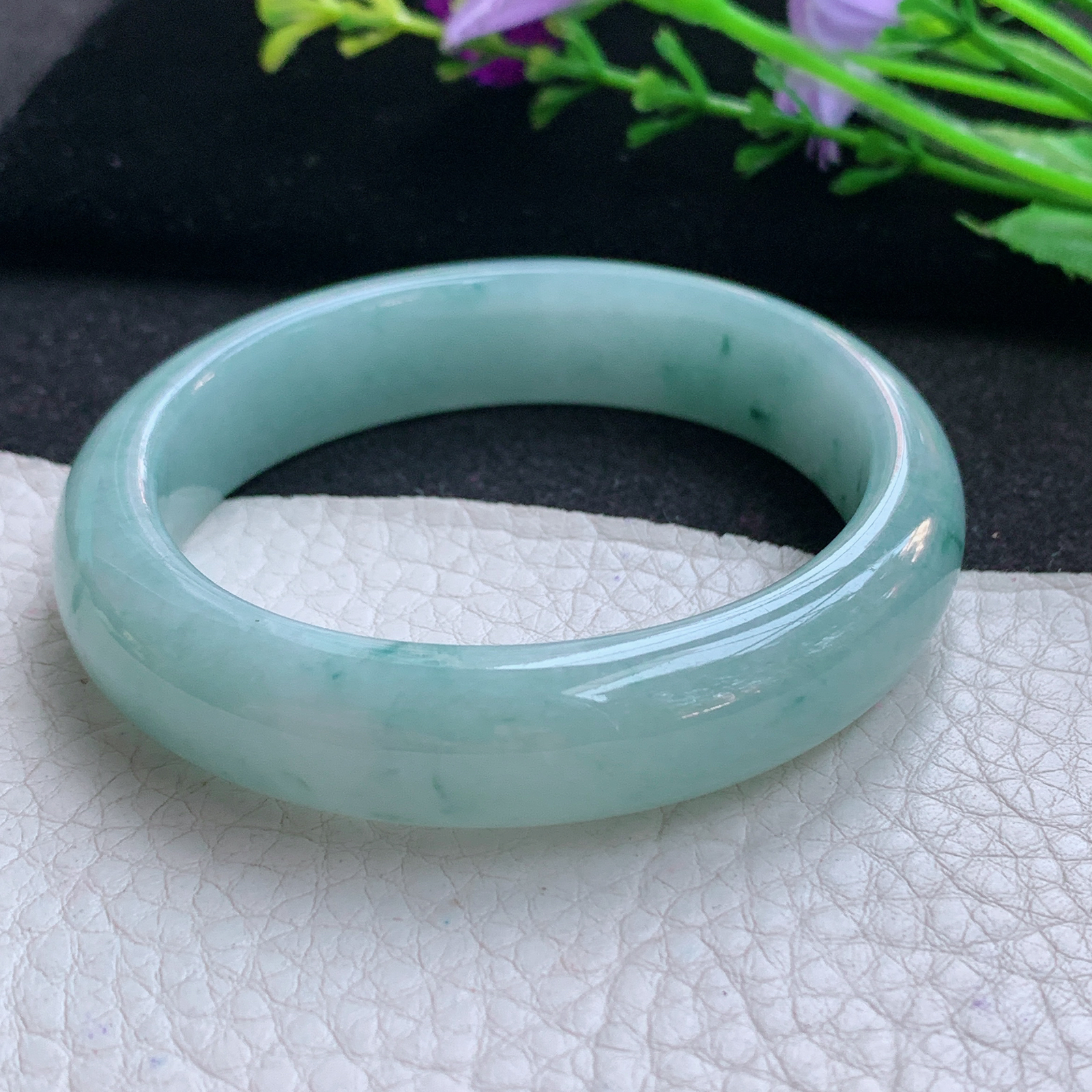 js实拍57*50*13*7.6贵妃镯 天然缅甸翡翠A货玉手镯水润飘花随形玉手环