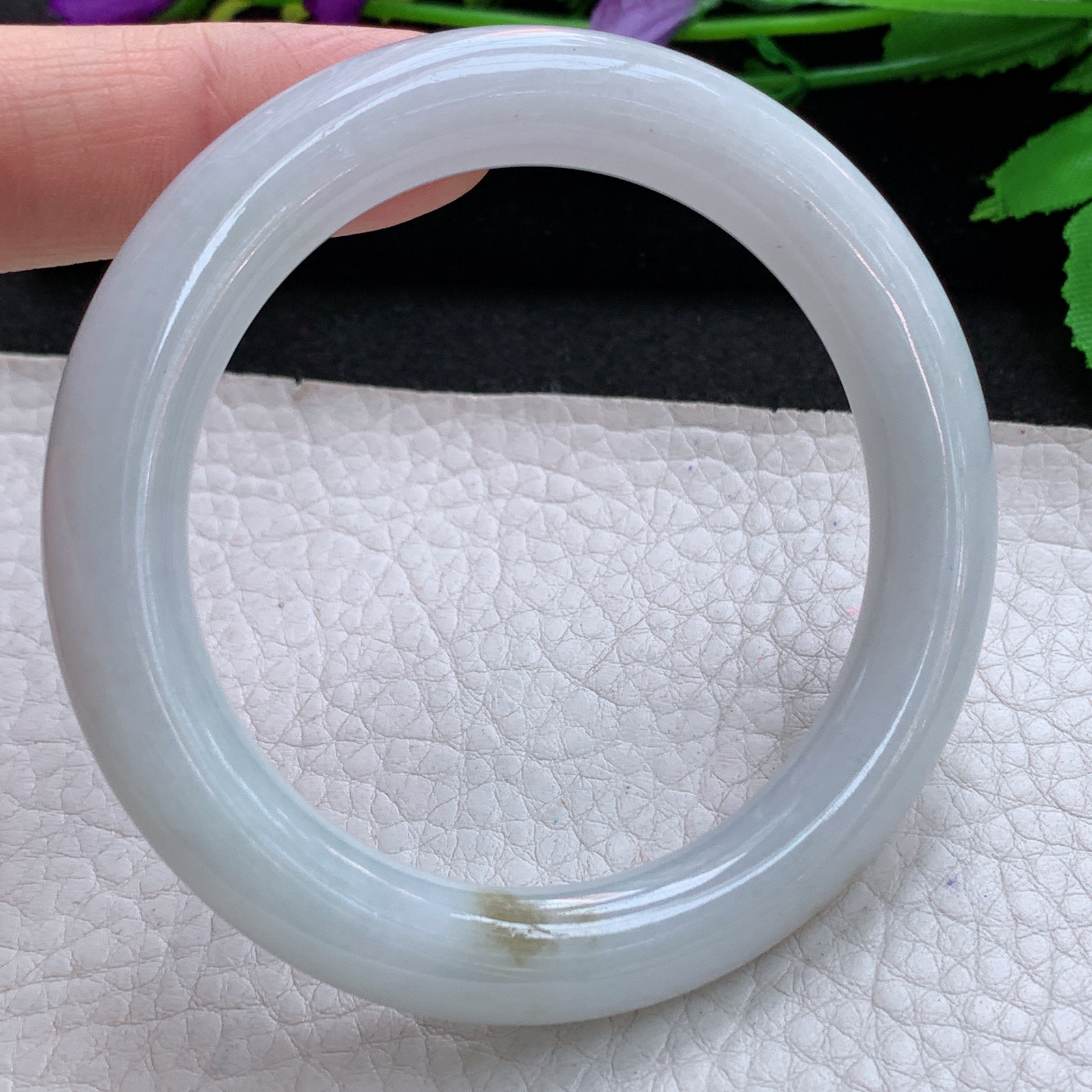 ll实拍53.6*10美人镯 天然缅甸翡翠A货玉手镯纯美飘花圆条玉手环