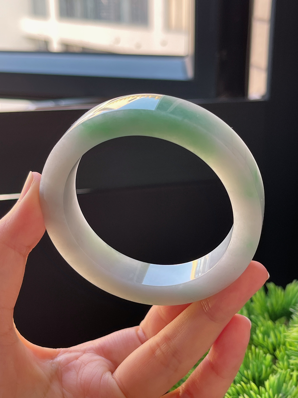 翡翠镯饼，⭕️正圈最大做58，最小做56.7