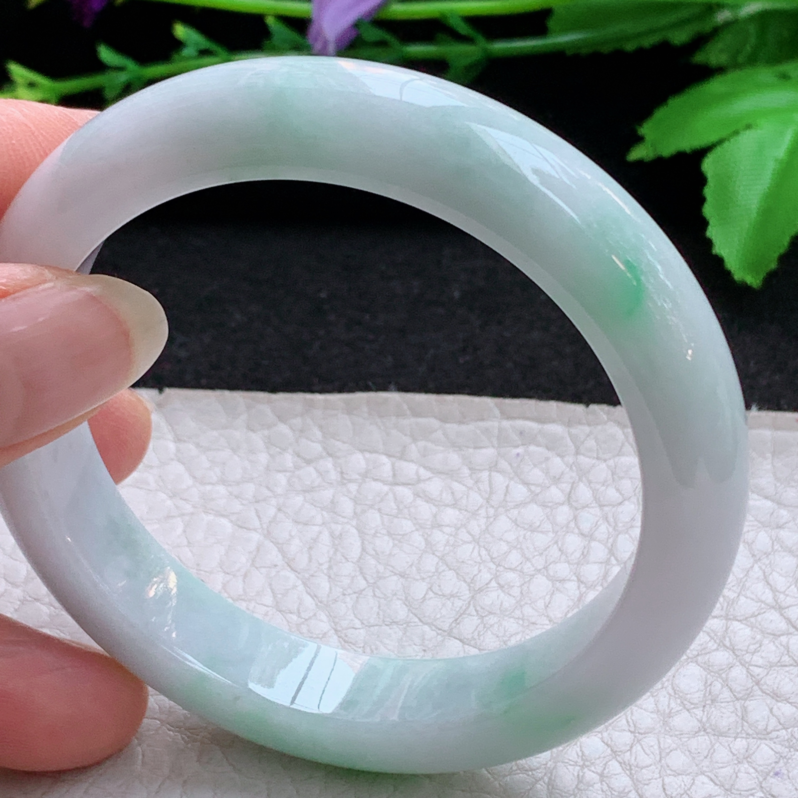 js清新款55*11.6*8平安镯 天然缅甸翡翠A货玉手镯飘绿宽边玉手环