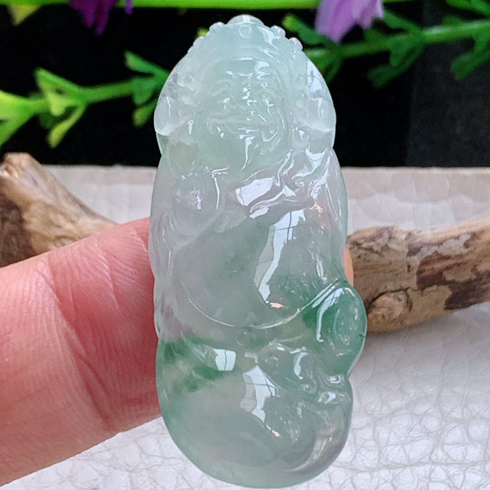 lz实拍43.5*18.6*8.6缅甸翡翠精雕冰飘花财爷 财爷玉吊坠 玉挂佚