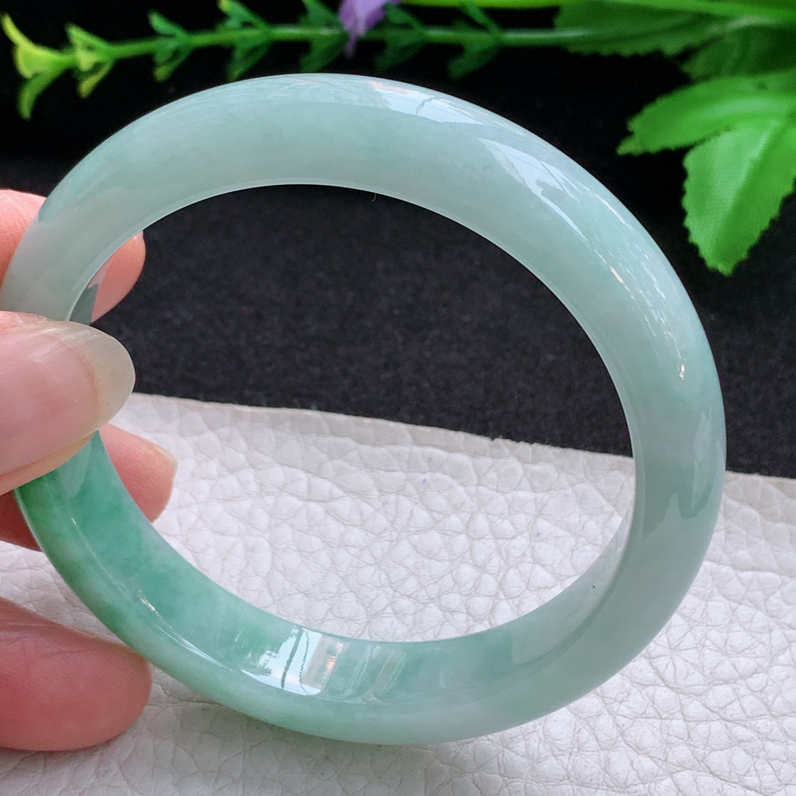 yh年轻款55.5*11.8*8平安镯 天然缅甸翡翠A货玉手镯飘阳绿宽边玉手环